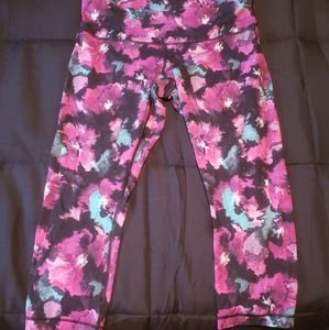 Lululemon wunder under crops - size 10